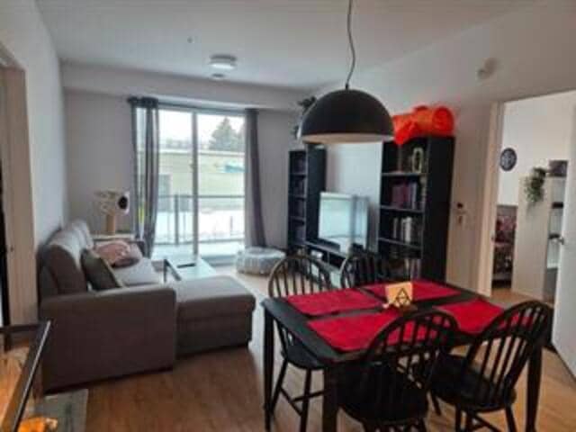 centris-21933376 photo 3