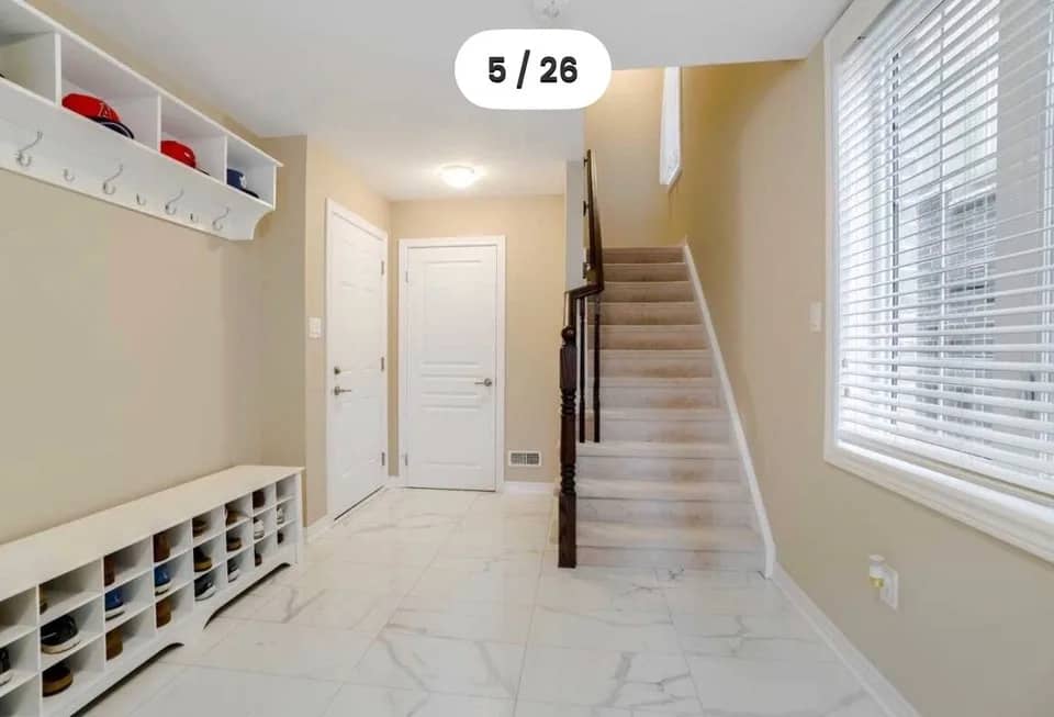 FOR RENT – Townhome in Prime OakvilleAvailable Ap