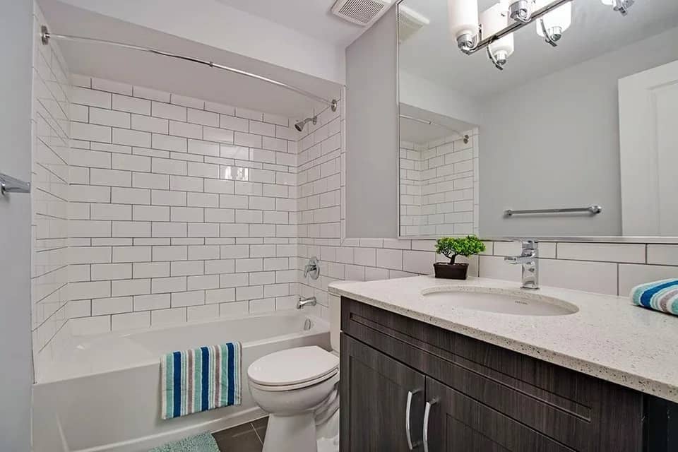3 Bedroom Apartment for Rent - 452-560 ARLINGTON BLVD
