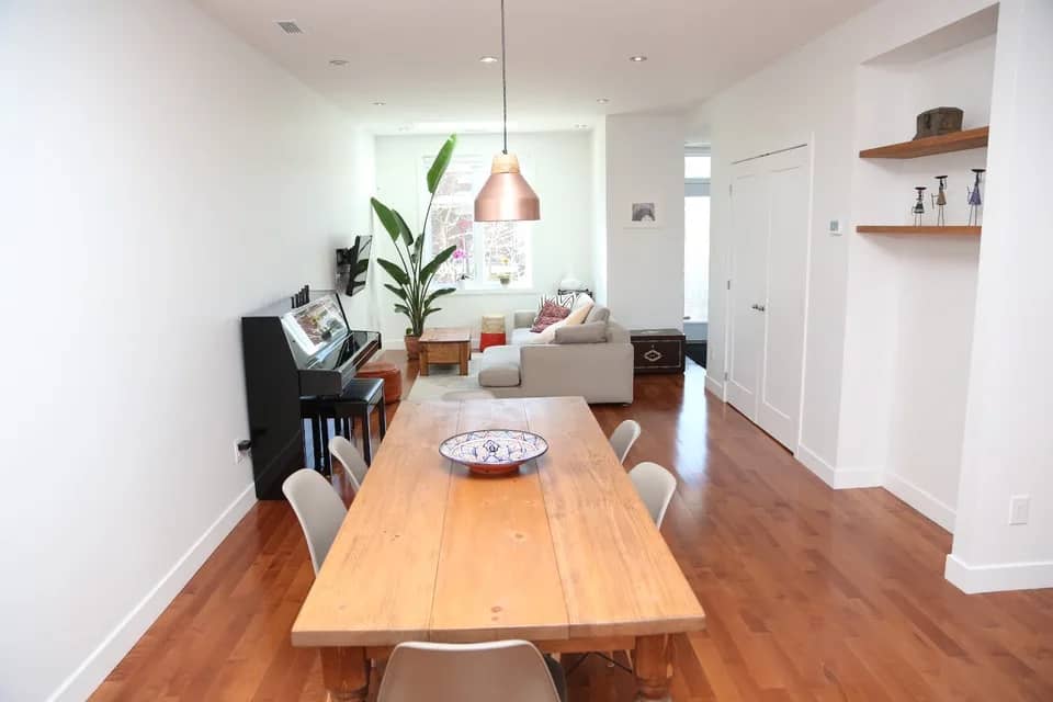 Condo meublé sur 2 étages: terrasse sur le toit, studio privé