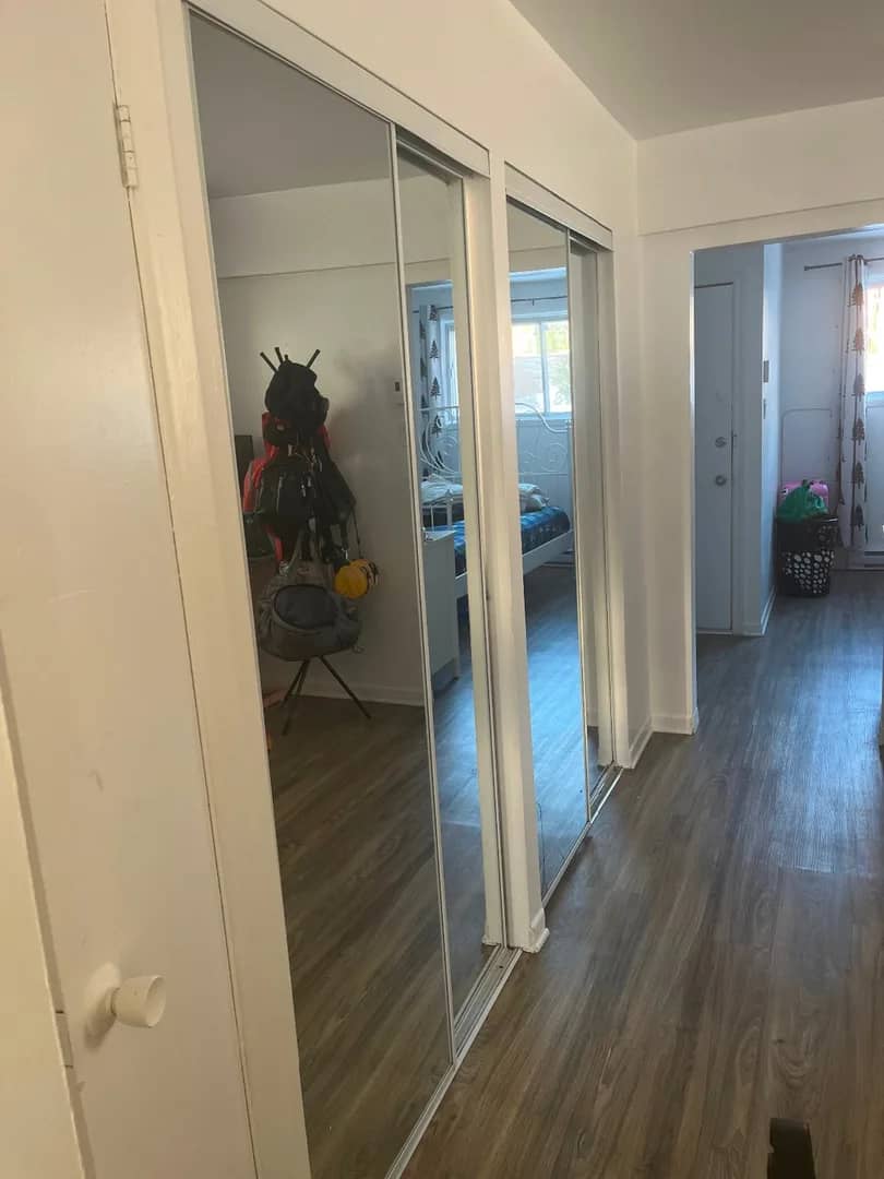 Grand 3 1/2 à louer pour Avril 1150$ rue Cartier Longueuil