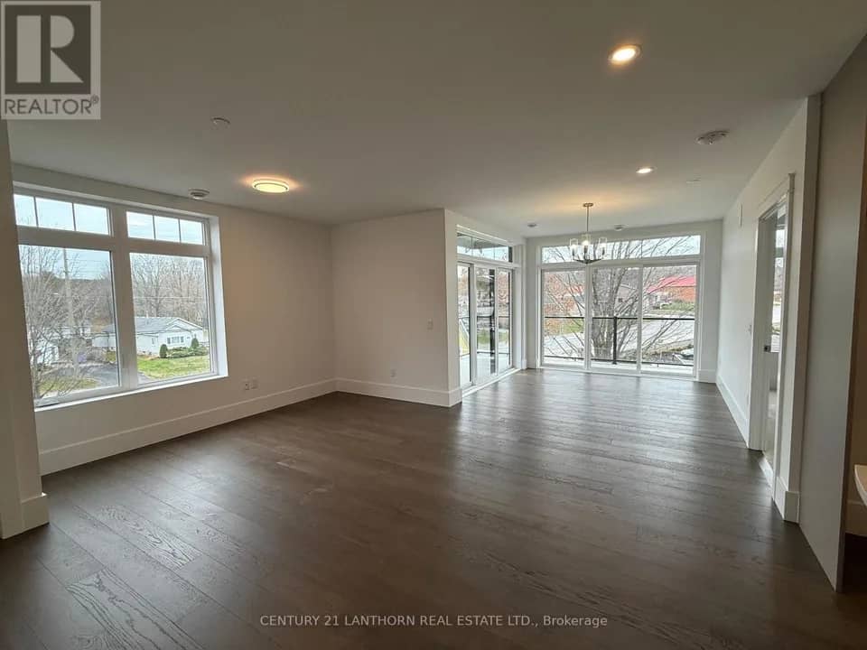309 - 12 CLARA DRIVE Prince Edward County (Picton Ward), Ontario