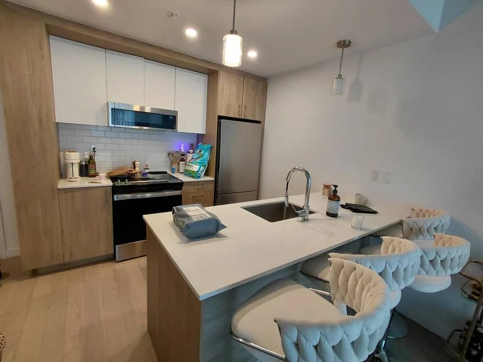 Condo 3-1/2 moderne 2e étage Métro Langelier