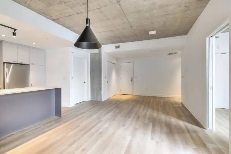 5.5 condo appartement a louer Ville Saint Laurent-Leora