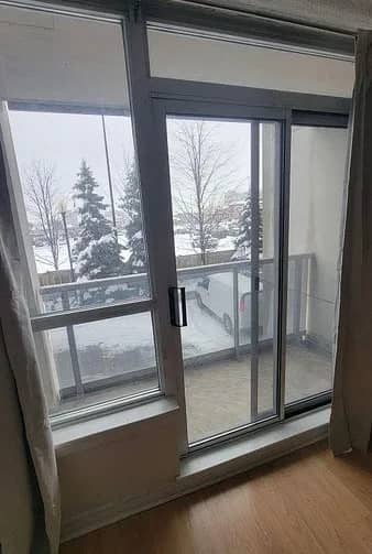 LEASE: 1BR 1WR, Heat, Water, Parking, Cable TV Included
