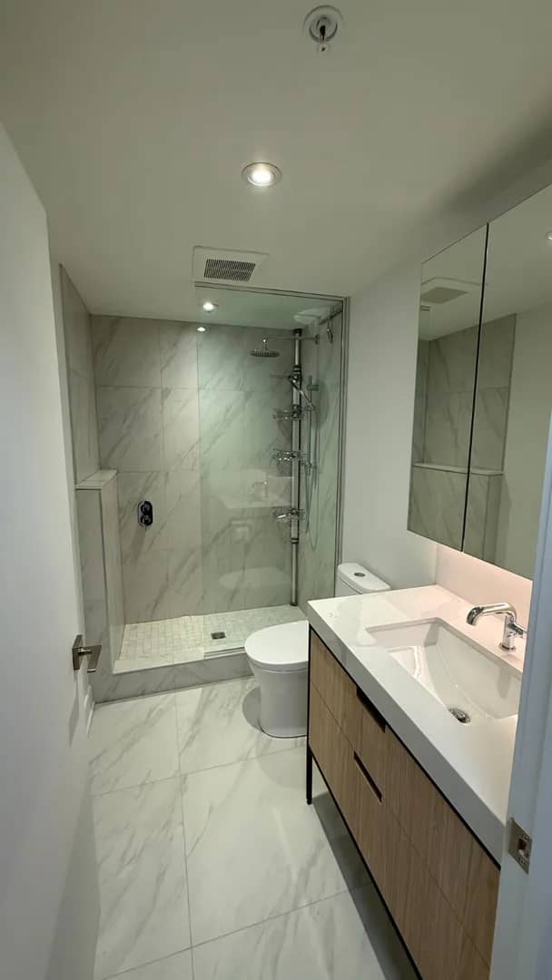 Condo de Luxe Neuf 4.5 Metro Longueuil 2 SDB