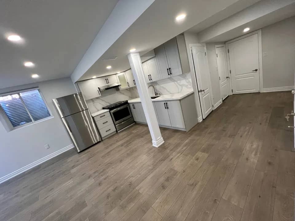 BEAUTIFUL 2 BEDS 1 BATH LEGAL BASEMENT FOR LEASE IN GEORGETOWN.