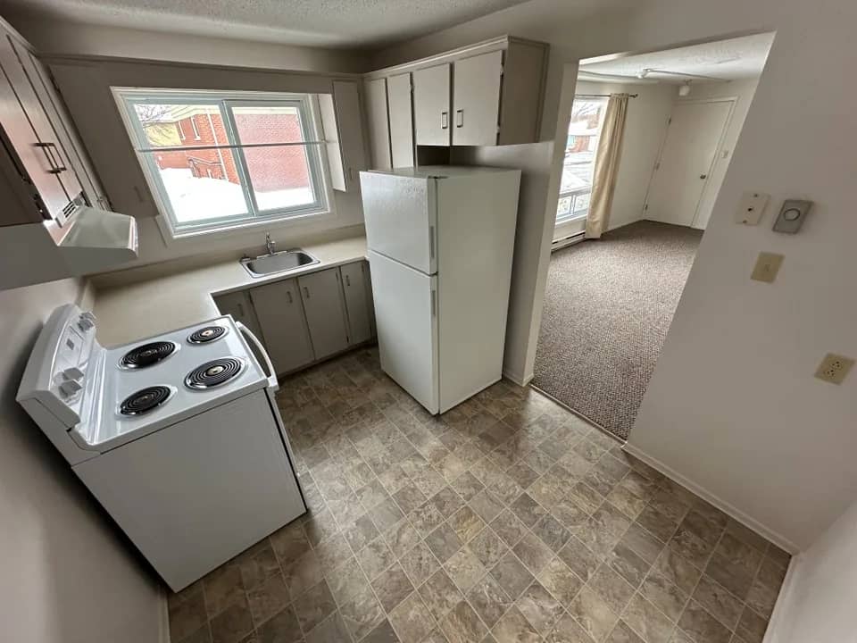 Spacious 2 Bedroom Apartment in a Prime Location of Trenton