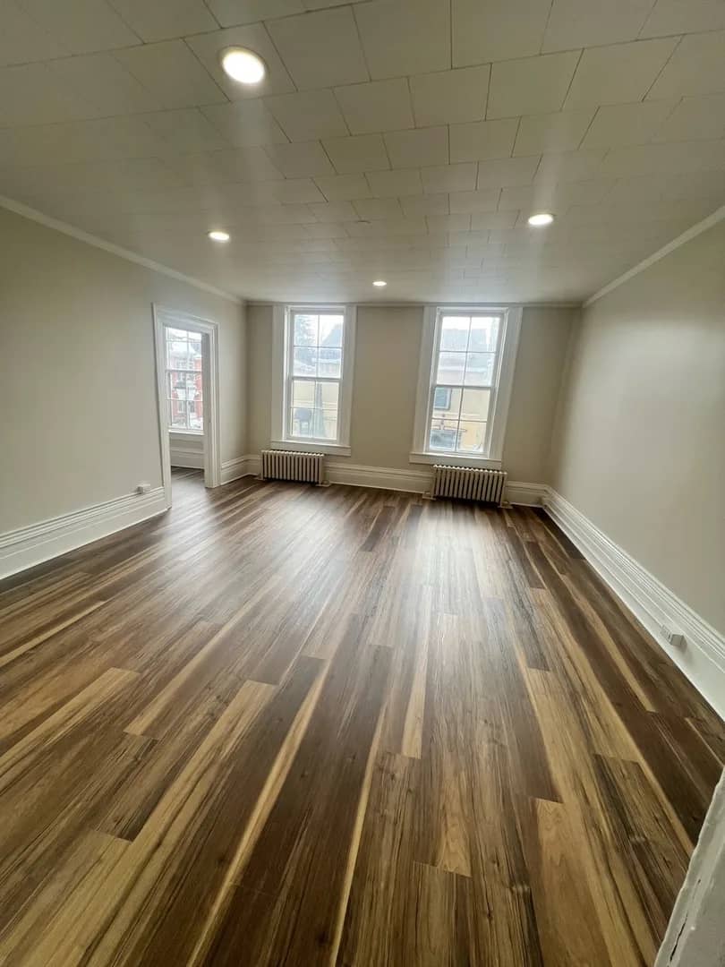 2 bed plus den apartment- downtown Picton