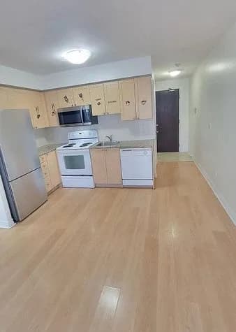 LEASE: 1BR 1WR, Heat, Water, Parking, Cable TV Included