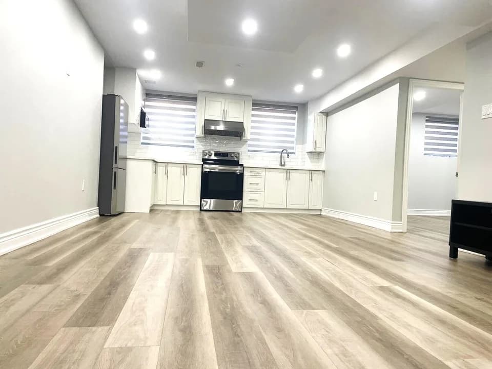 Bright 2BR Basement Apt - May 1 |Whitlock Ave & Yates Dr, Milton