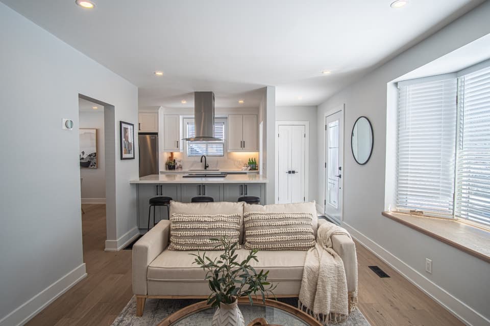 Photo 1 - 3-Bedroom, 1-Bath Home, Milton