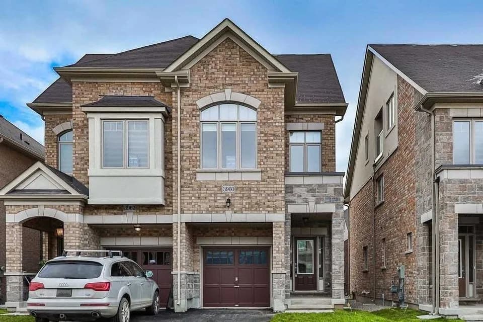 4 Bedroom semi for rent in Alton Village
