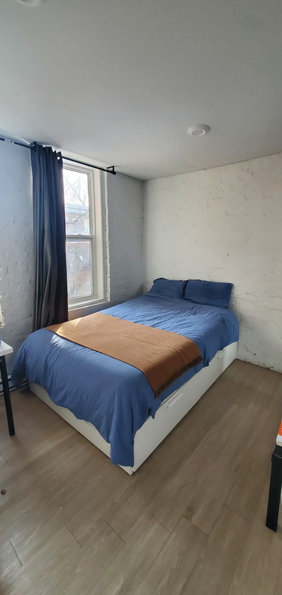 9½+ à louer Ville-Marie, Montréal — photo 1 (Appartement 9½+ à Montréal)