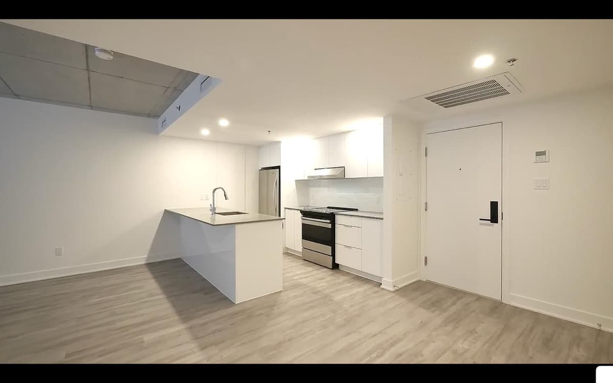 4½ à louer Ville-Marie, Montréal — photo 1 (Appartement 4½ à Montréal)