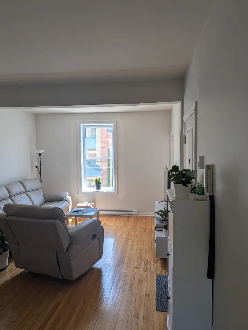 4½ à louer Lachine, Montréal — photo 1 (Très bel Appartement 4 1/2 lumineux Lachine Montréal)
