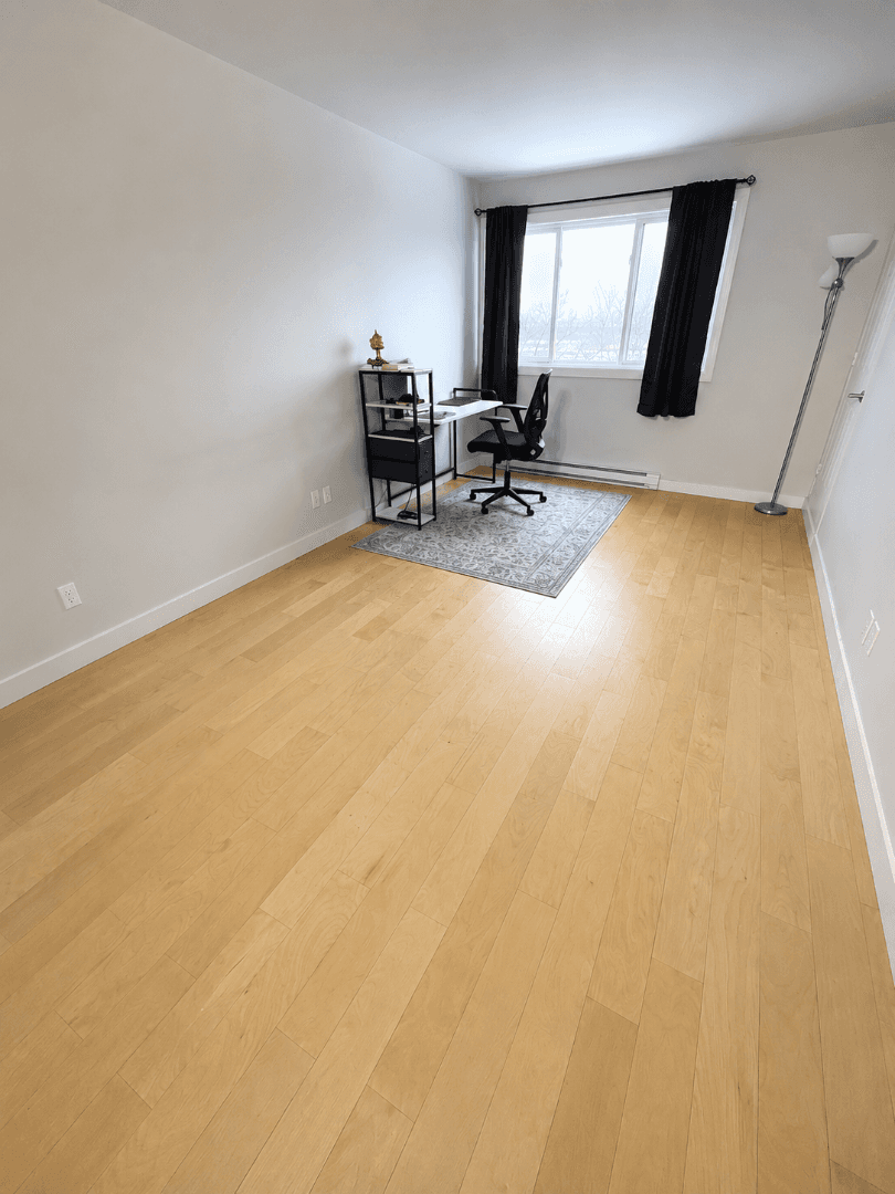 3½ à louer Sainte-Foy–Sillery–Cap-Rouge, Québec — photo 3 (Appartement 3½ à Québec)