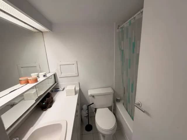 Studio à louer Ville-Marie, Montreal — photo 8 (Appartement Studio à Montreal)
