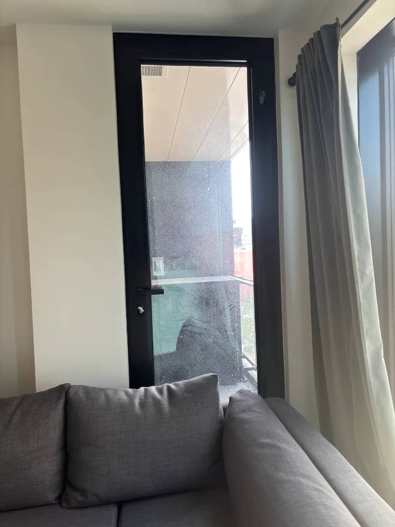 Studio à louer Ville-Marie, Montréal — photo 8 (Condo studio moderne au centre-ville tout inclus et meublé)