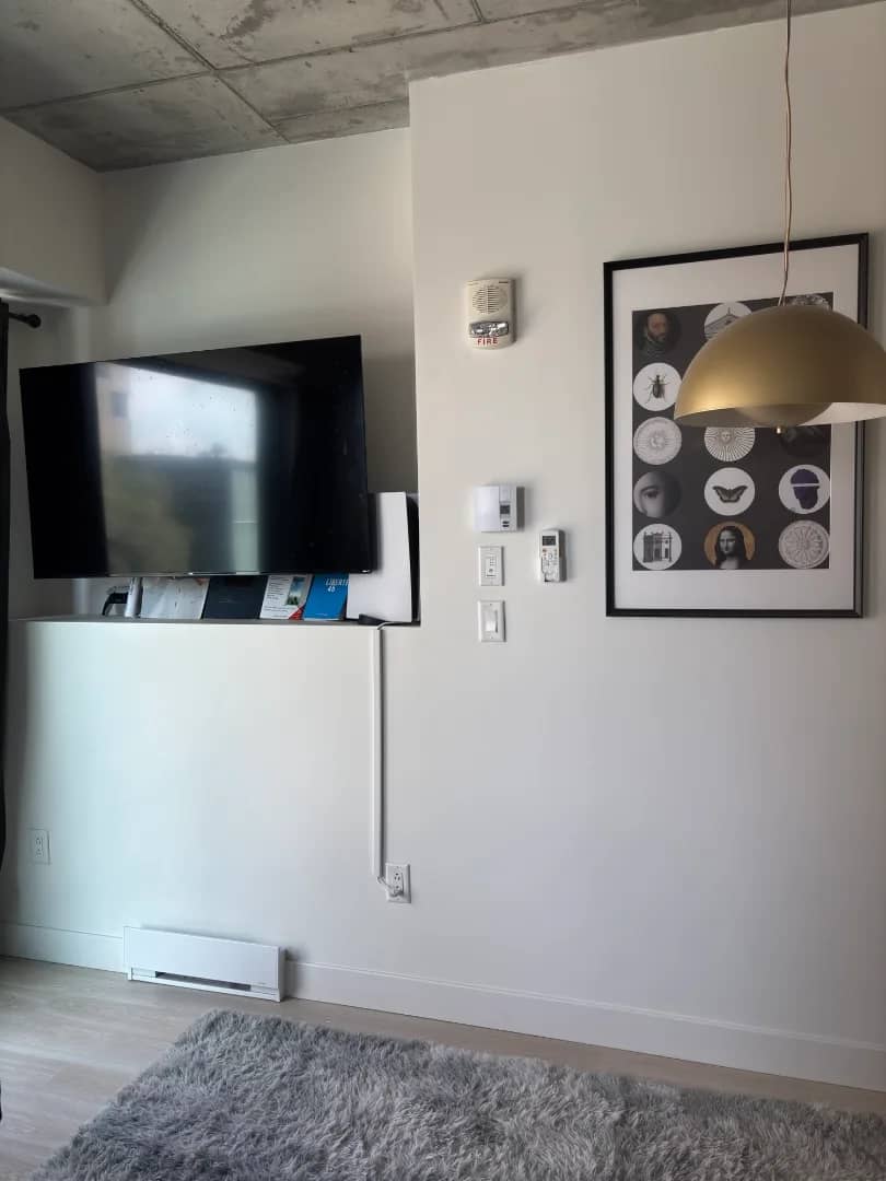 Studio à louer Ville-Marie, Montréal — photo 6 (Condo studio moderne au centre-ville tout inclus et meublé)