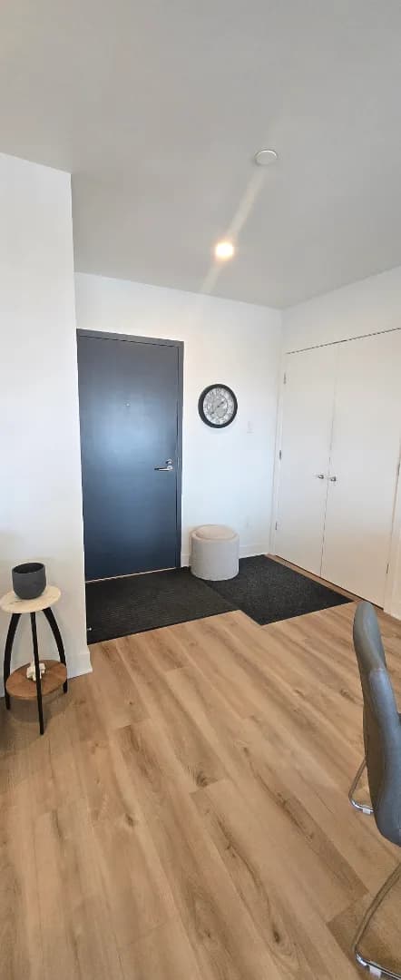 4½ à louer Laval-des-rapides, Laval — photo 1 (Condo 4½ à Laval)