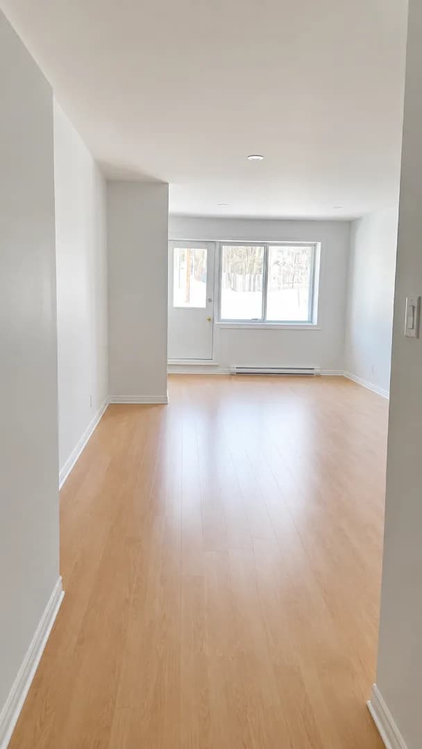 Studio à louer Mercier - Hochelaga-Maisonneuve, Montréal — photo 1 (Studio tout inclus à louer — Cession de bail à Montréal)