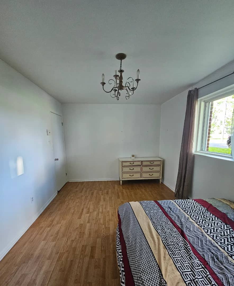 4½ à louer Le Vieux-Longueuil, Longueuil — photo 2 (Appartement 4½ à Longueuil)