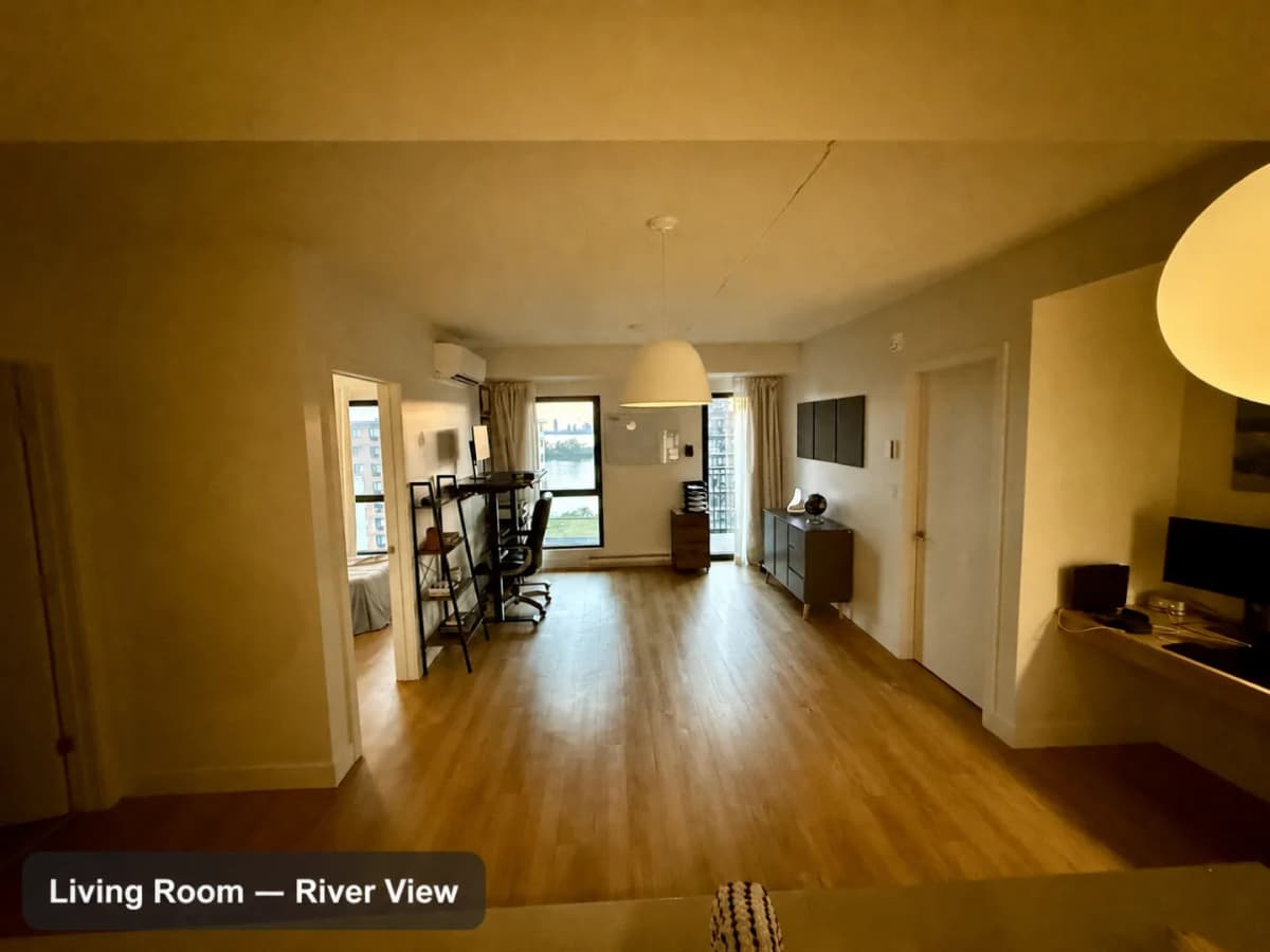 4½ à louer Place Saint-Charles / Rive-Sud, Brossard — photo 1 (Cession 4½ à Brossard | 2 ch., 2 sdb., vue fleuve)