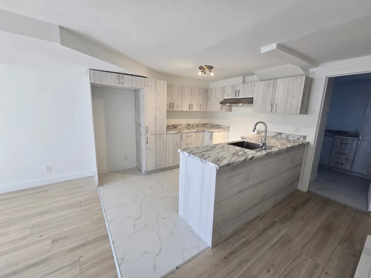 3½ à louer Sainte-Thérèse — photo 1 (Appartement 3½ à Sainte-Thérèse)