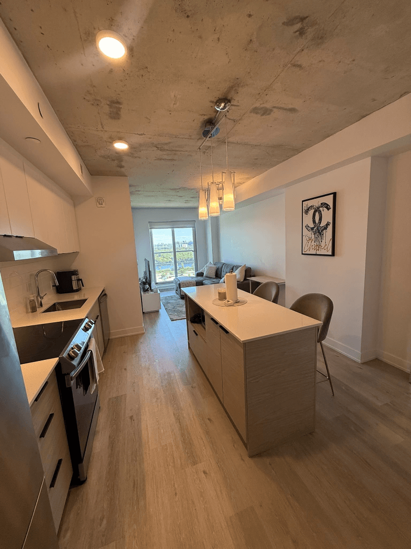 4½ à louer Hull, Gatineau — photo 1 ( Cession du bail , 4 1/2 / 2 SDB tout inclus)