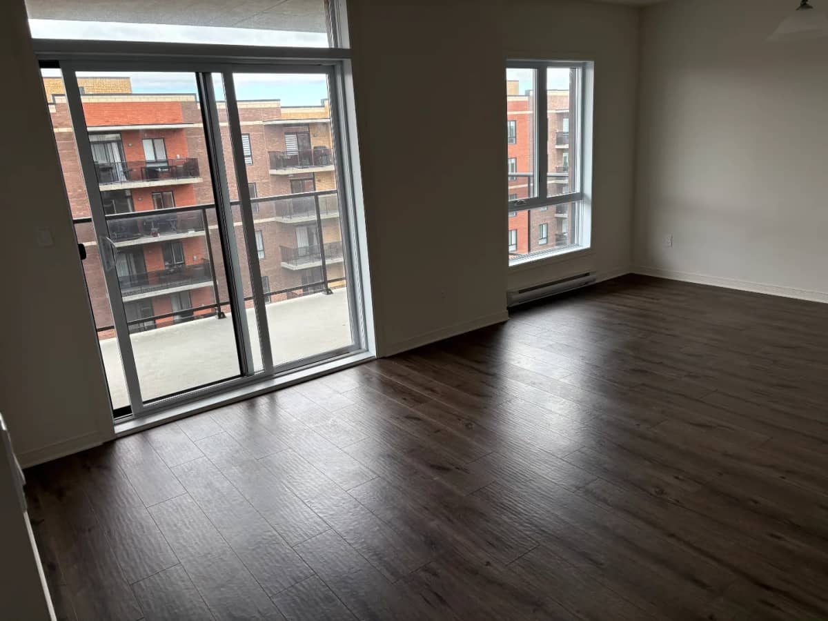 4½ à louer Chomedey, Laval — photo 4 (Condo 4½ à laval - 2180 $ | / deux mois gratuits)