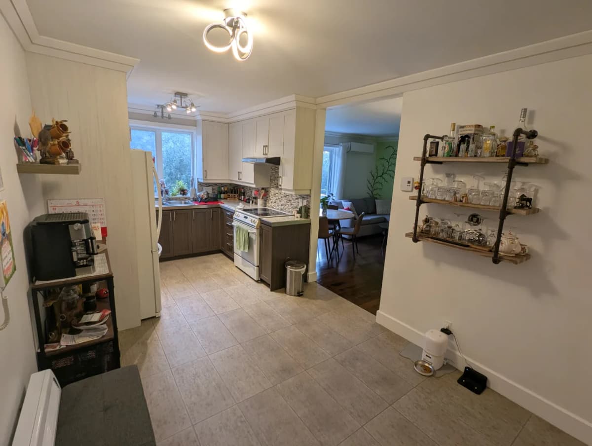 4½ à louer Greenfield Park, Longueuil — photo 1 (Cession de bail – disponible 1er novembre)