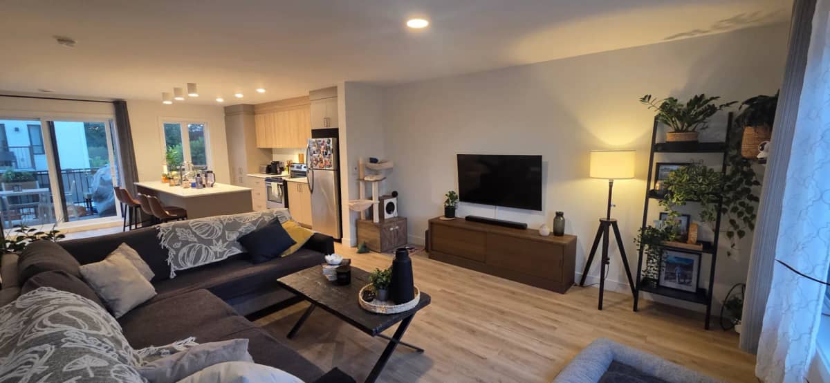 5½ à louer Les Rivières, Québec — photo 4 (Mois d'Octobre Payé!!! Maison 5½ à Québec)