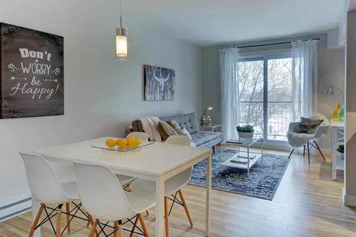 5½ à louer Sainte-Foy–Sillery–Cap-Rouge, Québec — photo 1 (Appartement 5½ à Ste-Foy - Disponible 1er décembre)