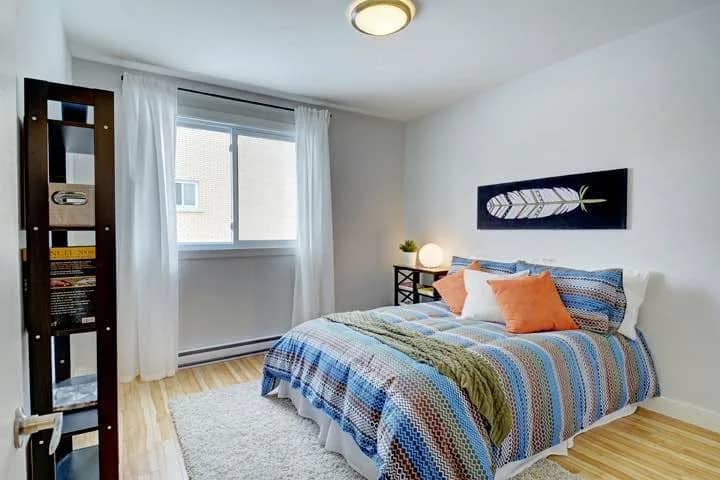 5½ à louer Sainte-Foy–Sillery–Cap-Rouge, Québec — photo 8 (Appartement 5½ à Ste-Foy - Disponible 1er décembre)