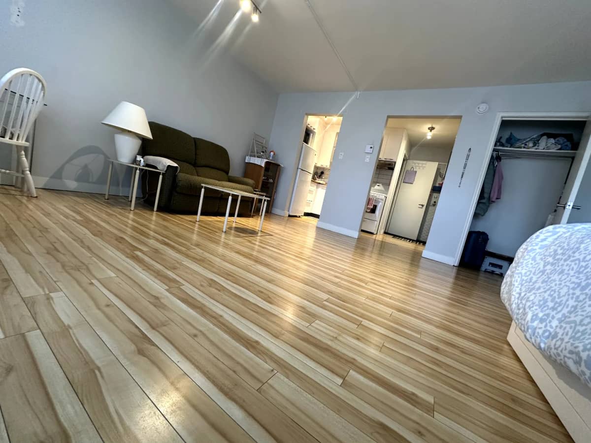 2½ à louer La Cité-Limoilou, Québec — photo 3 (Appartement de 2½ pièces à Québec)