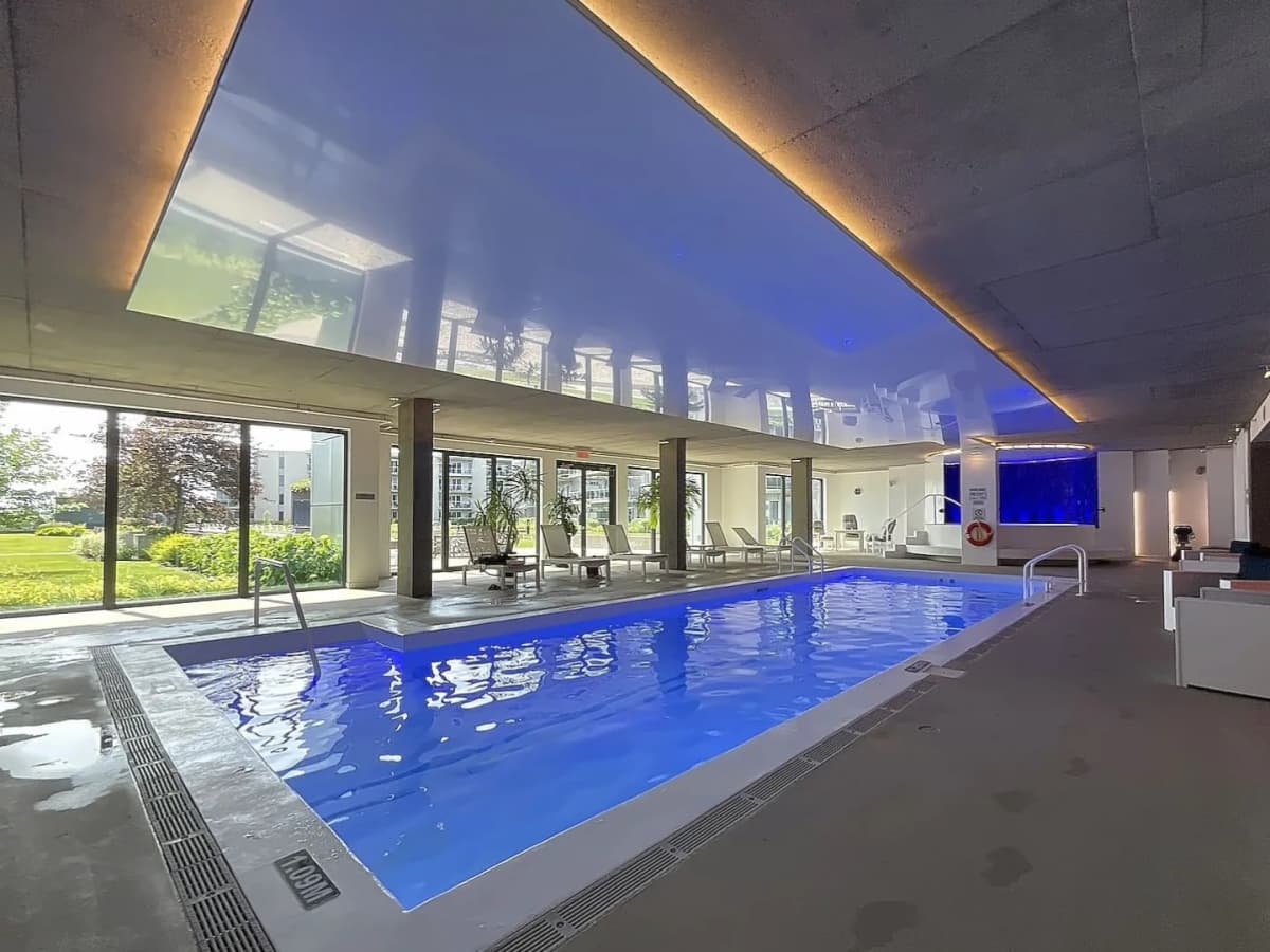 Studio à louer Les Rivières, Québec — photo 1 (Loft moderne au 8e étage, Nov. Payé)