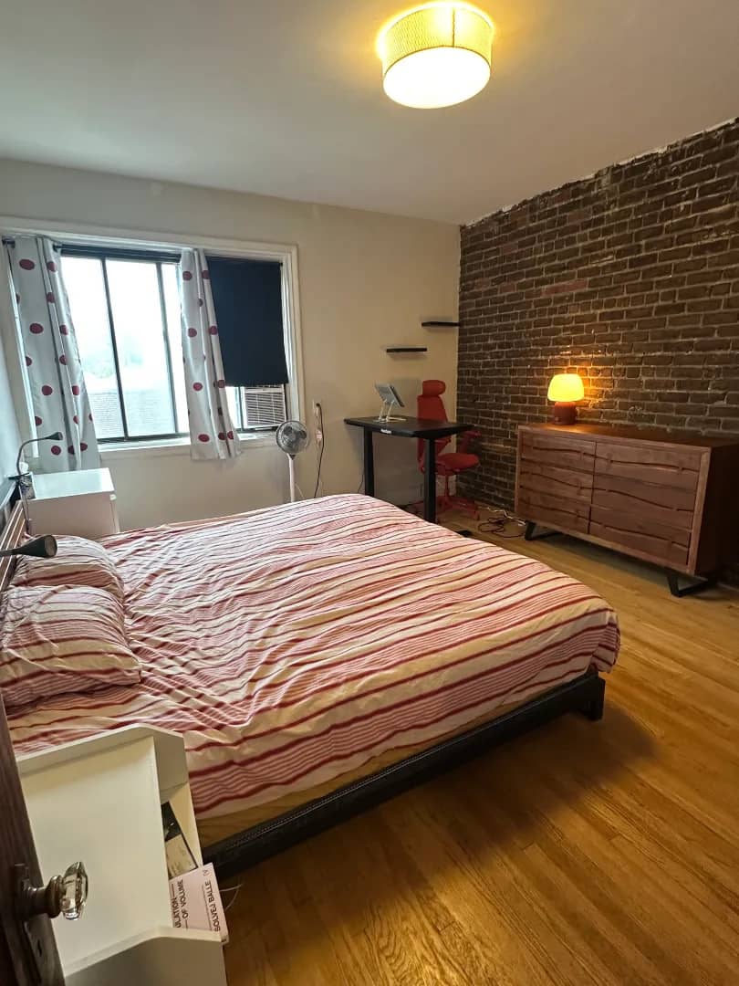 3½ à louer Le Plateau-Mont-Royal, Montréal — photo 2 (Appartement de 3 chambres et demie à Montréal - Premier mois gratuit)