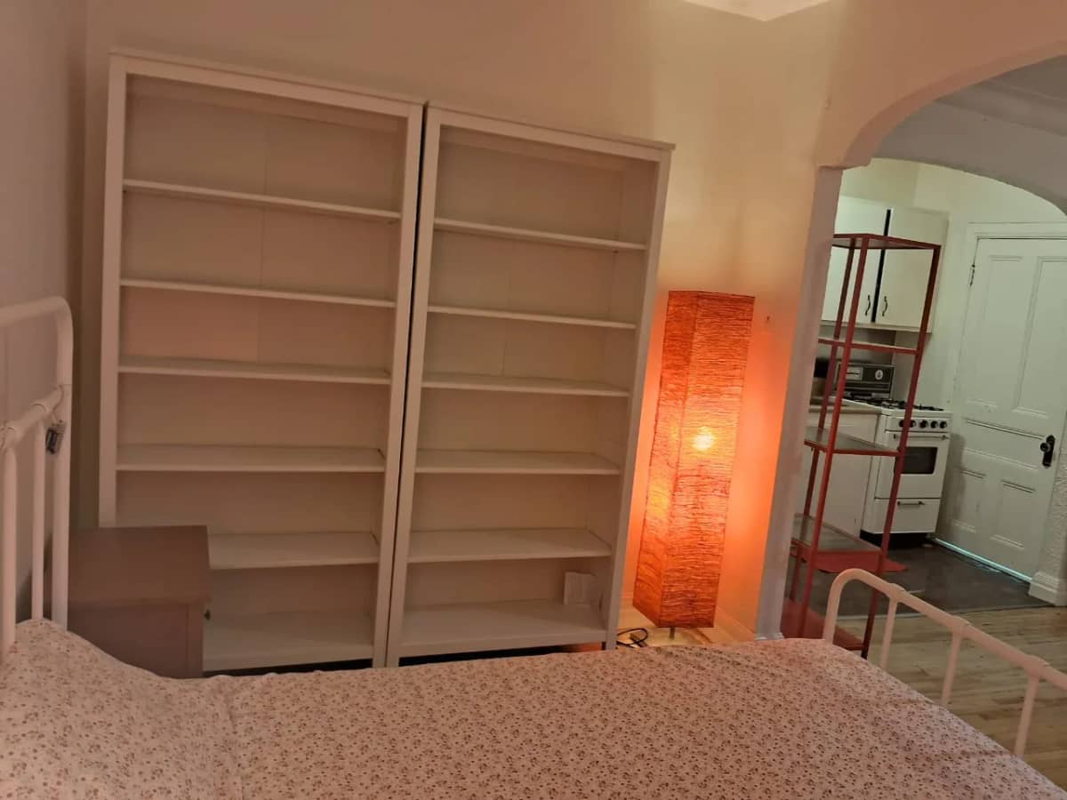 2½ à louer Le Plateau-Mont-Royal, Montréal — photo 7 (Lease transfer — furnished 2½ | all-inclusive | $1,375/month)