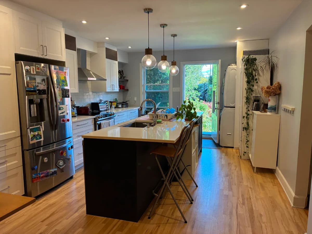 6½ à louer Rosemont - La Petite-Patrie, Montréal — photo 1 ( Rosemont · Grand 6 ½ de 1 450 pi² · Cour privée · Chauffage)