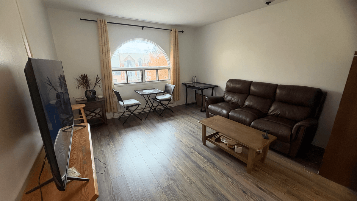 3½ à louer Ahuntsic-Cartierville, Montréal — photo 1 (Appartement 3½ à Montréal)