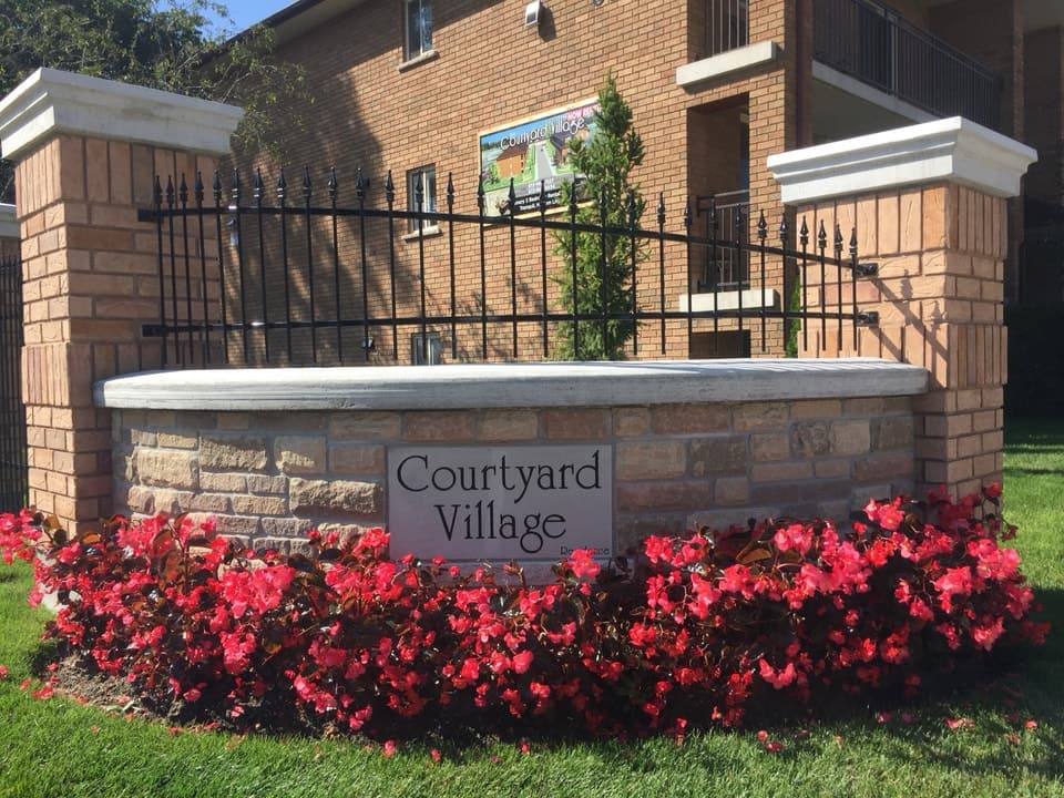 Photo 1 - Courtyard Village residence - 2 Bedroom rental.